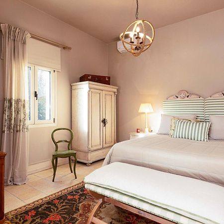 Villa Mantilari Wine Estate 7 Apartments 2 Private Pools 1 Heated Tennis Court Fitness Center 아르하네스 외부 사진