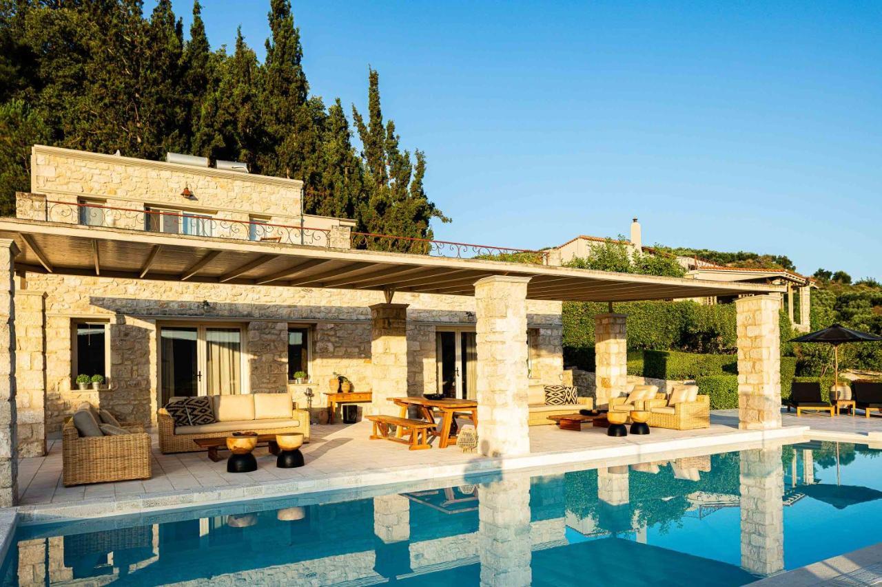 Villa Mantilari Wine Estate 7 Apartments 2 Private Pools 1 Heated Tennis Court Fitness Center 아르하네스 외부 사진