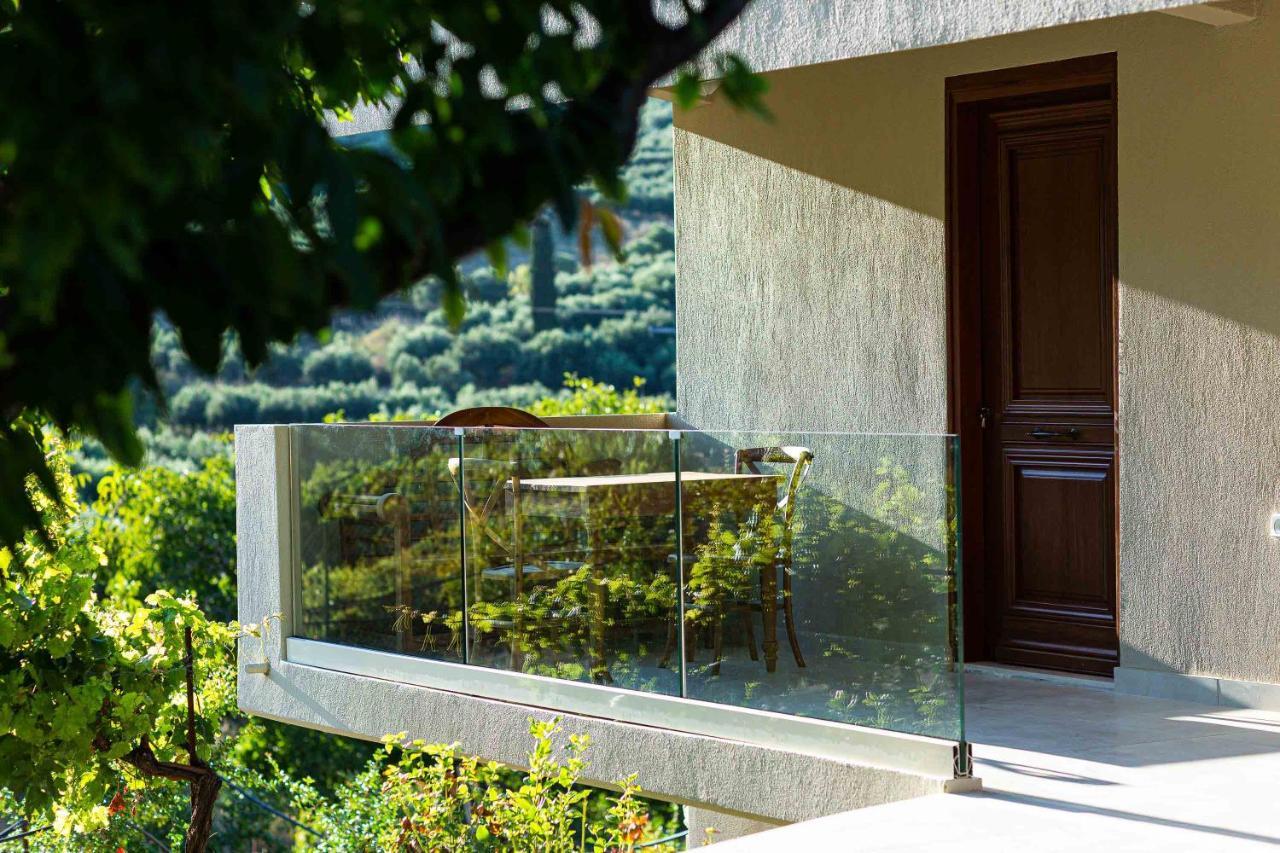 Villa Mantilari Wine Estate 7 Apartments 2 Private Pools 1 Heated Tennis Court Fitness Center 아르하네스 외부 사진