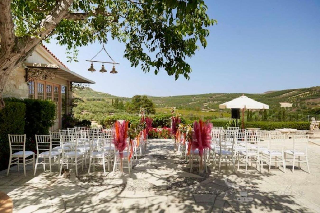 Villa Mantilari Wine Estate 7 Apartments 2 Private Pools 1 Heated Tennis Court Fitness Center 아르하네스 외부 사진