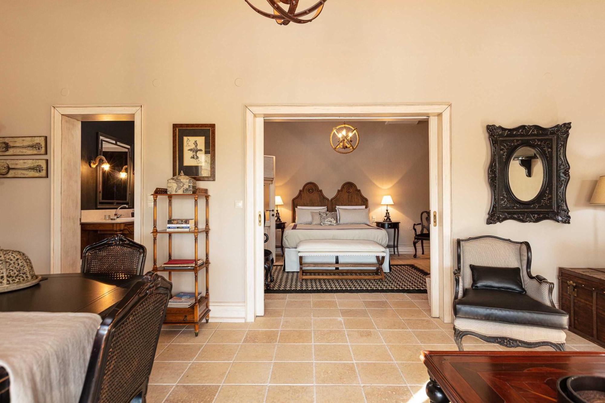Villa Mantilari Wine Estate 7 Apartments 2 Private Pools 1 Heated Tennis Court Fitness Center 아르하네스 객실 사진